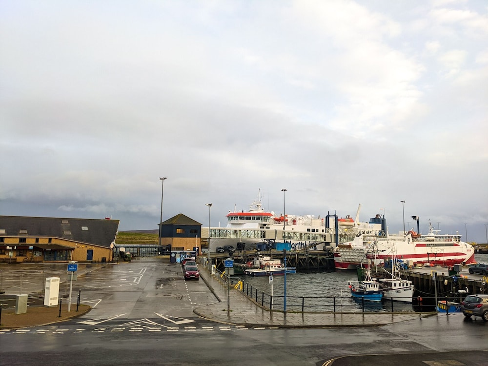 Ferry Inn 44/50