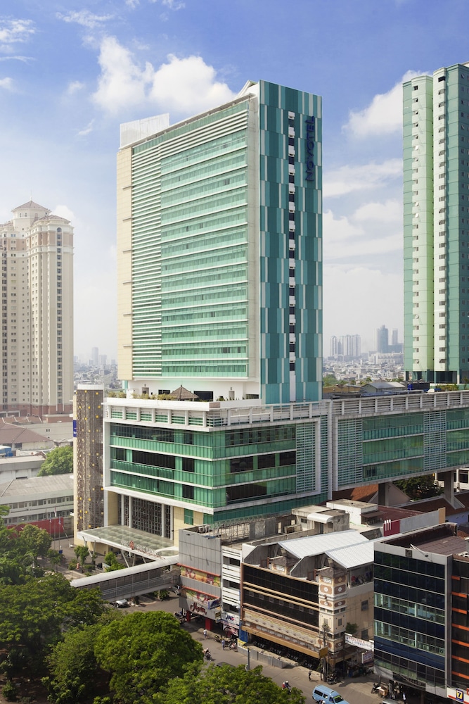 Novotel Jakarta Gajah Mada 5/49