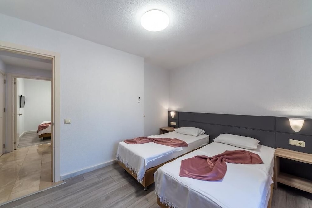 Laden Hotel Bodrum 18/42