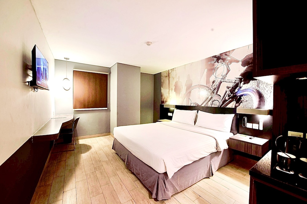 Horu Hotel Mangga Dua (formerly Hotel Neo Mangga Dua) 10/35