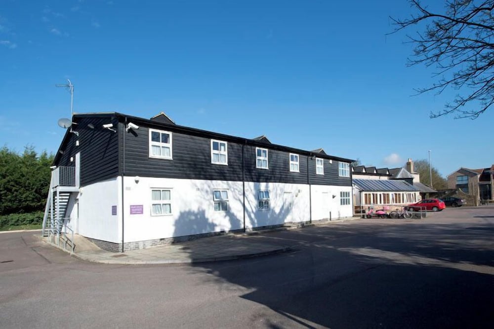 Premier Inn Cambridge North (Girton) in CAMBRIDGE