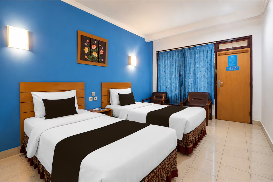 Townhouse Oak Hotel Lestari 8/11