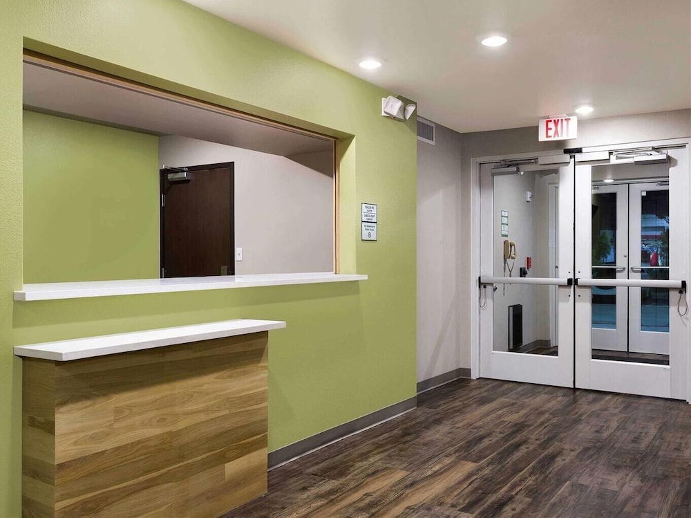WoodSpring Suites Fort Walton Beach - Eglin AFB 8/60