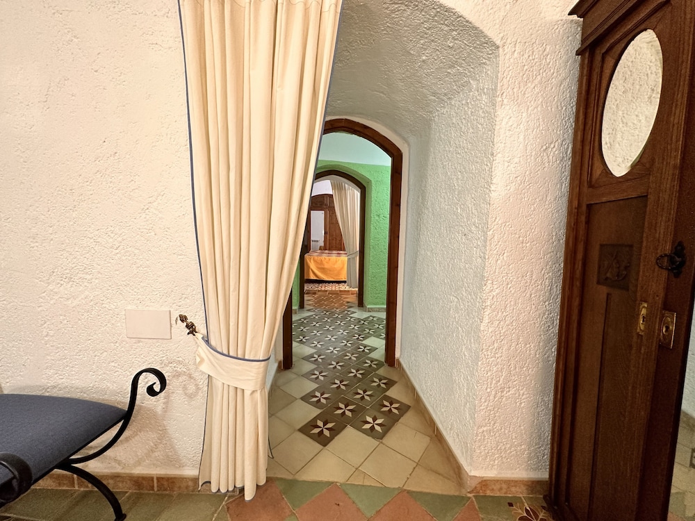 Cuevas La Granja 48/50