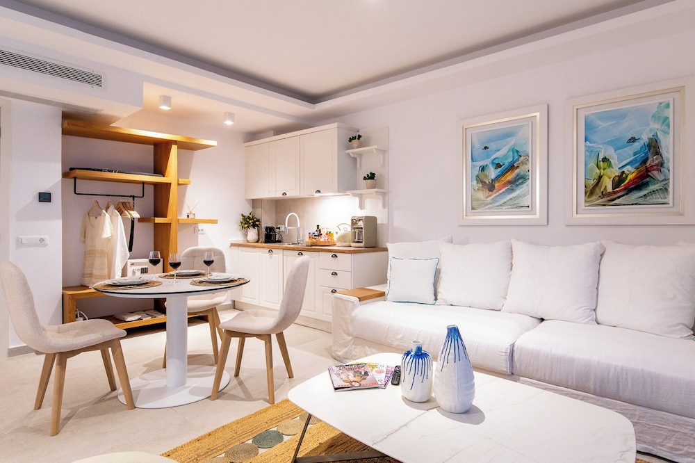 Achillion Luxury Corfu Villa 42/55