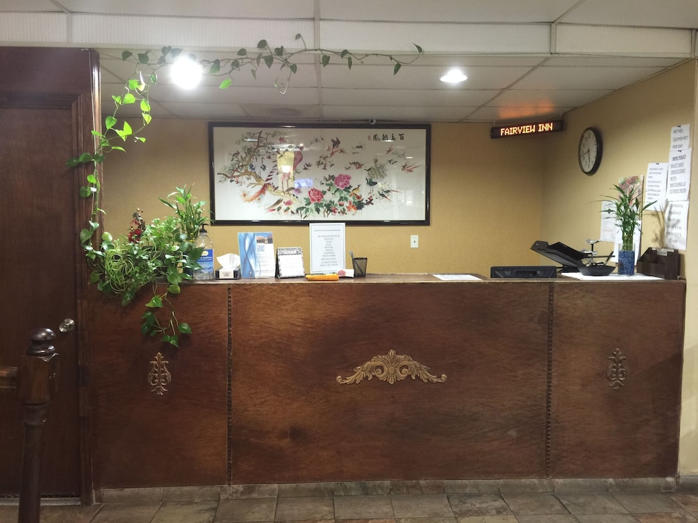 Fairview Inn Suites 12/40