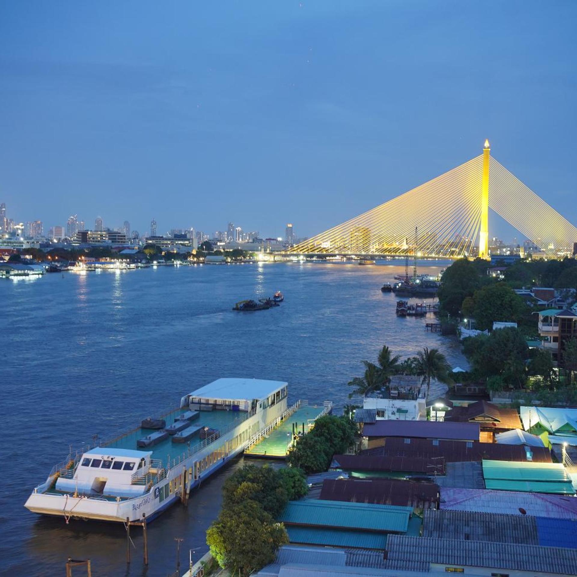 Riverside Bangkok Hotel 43/51