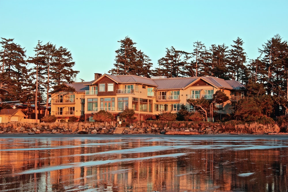 Long Beach Lodge Resort 4/72