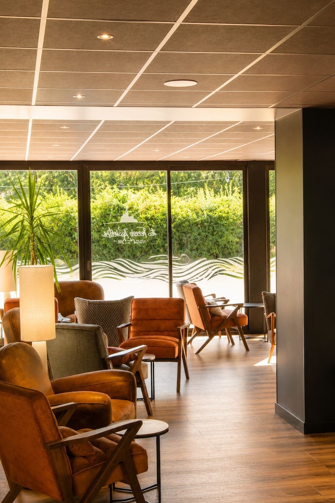 Hotel Les 13 Assiettes 25/45