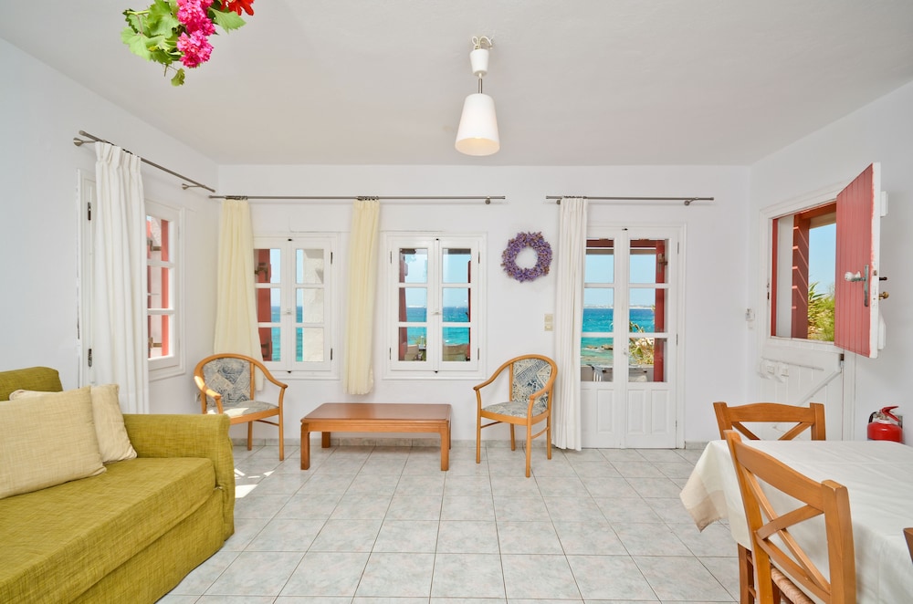 Ydreos Studios & Apartments 28/49
