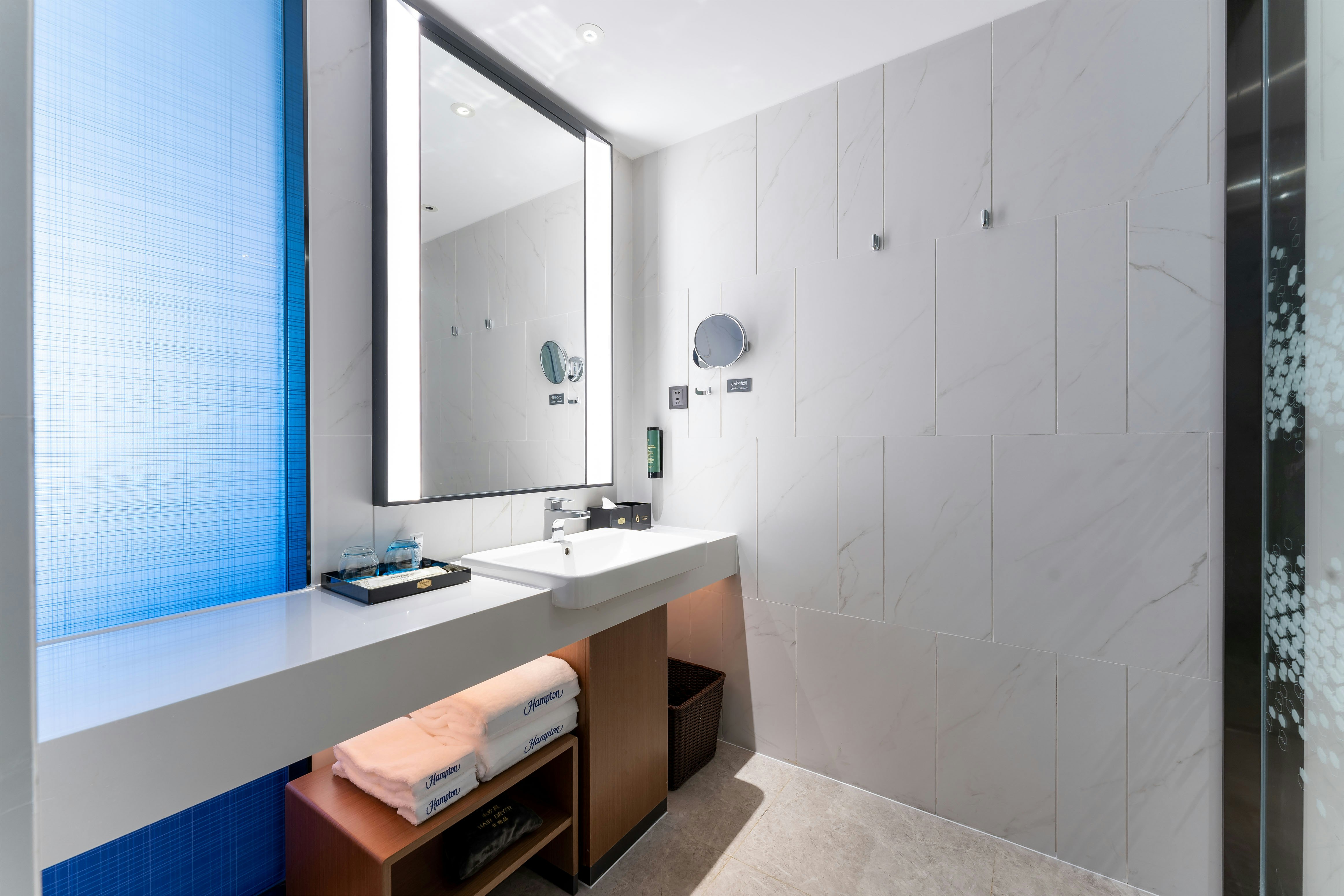 Hampton by Hilton Guangzhou Jinshazhou 49/50