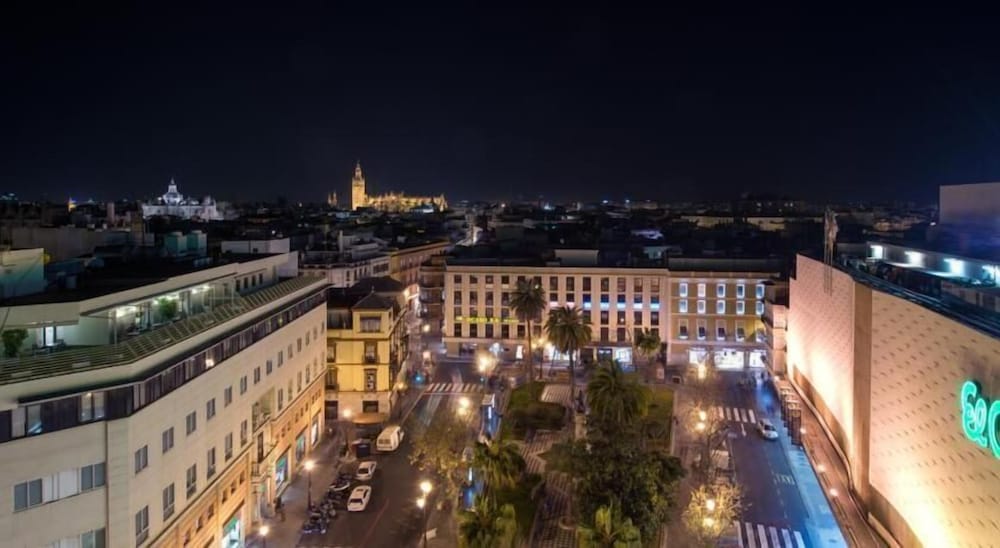 El Duque Hotel Seville 3/44