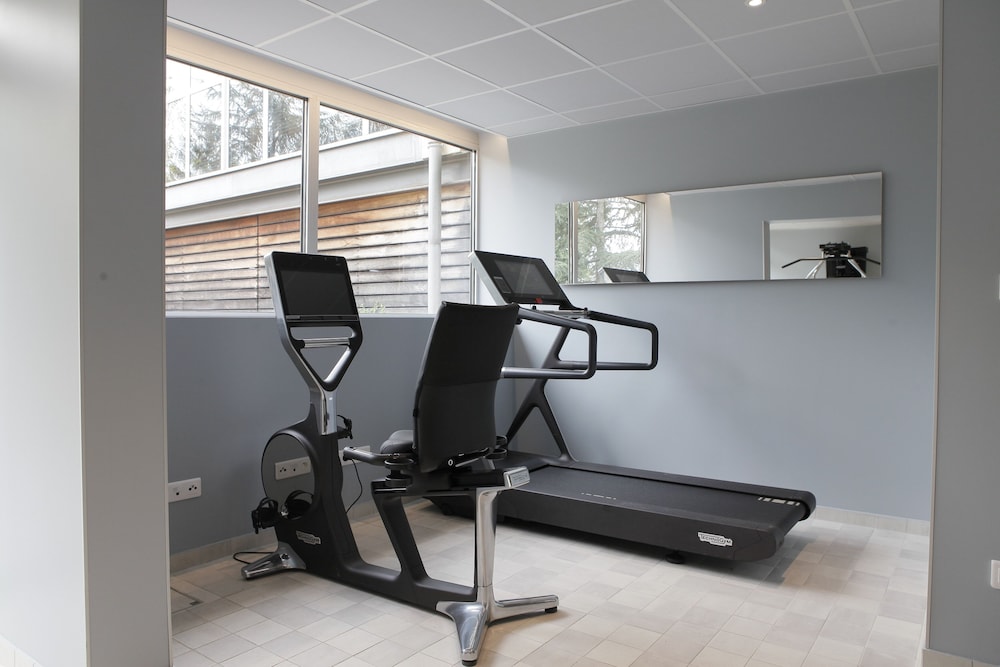 MERCURE LYON CHARBONNIERES 20/50
