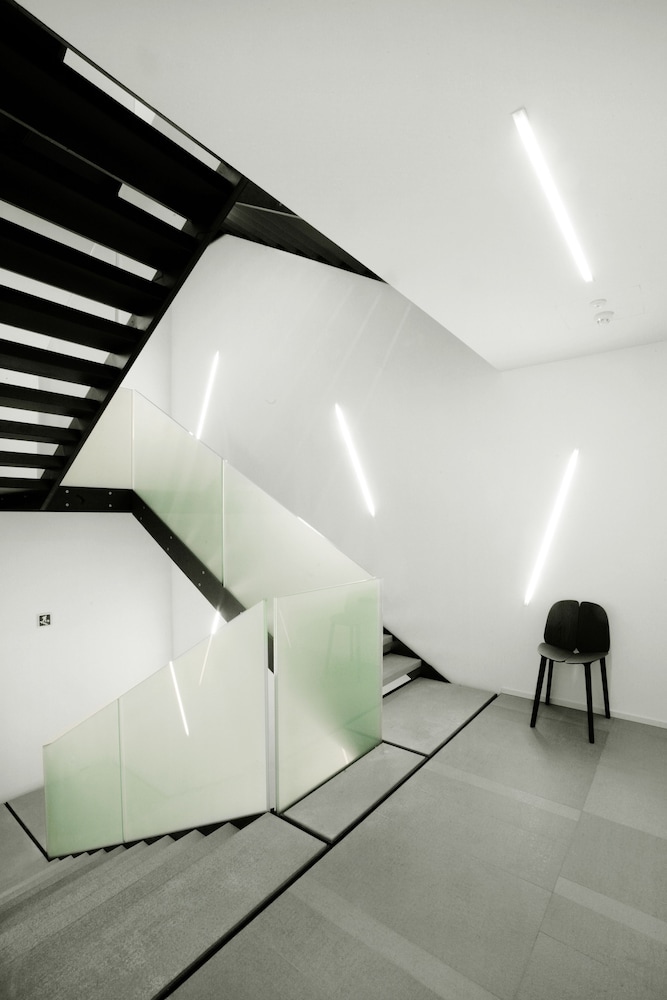 LE NOVE Hotel Ristorante 33/50