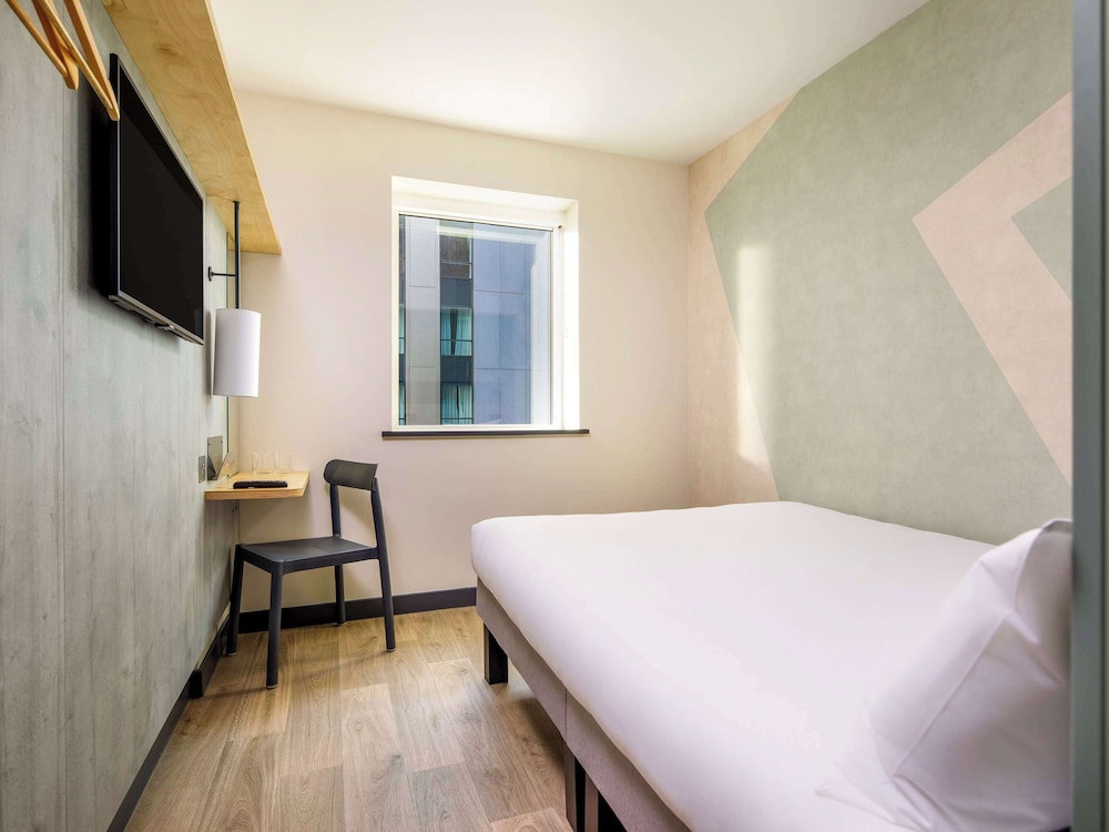STANDARD, DOUBLE BED