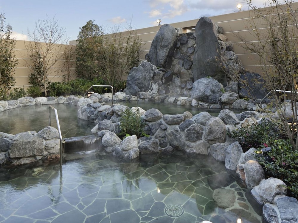 Kobe Minato Onsen Ren 26/50