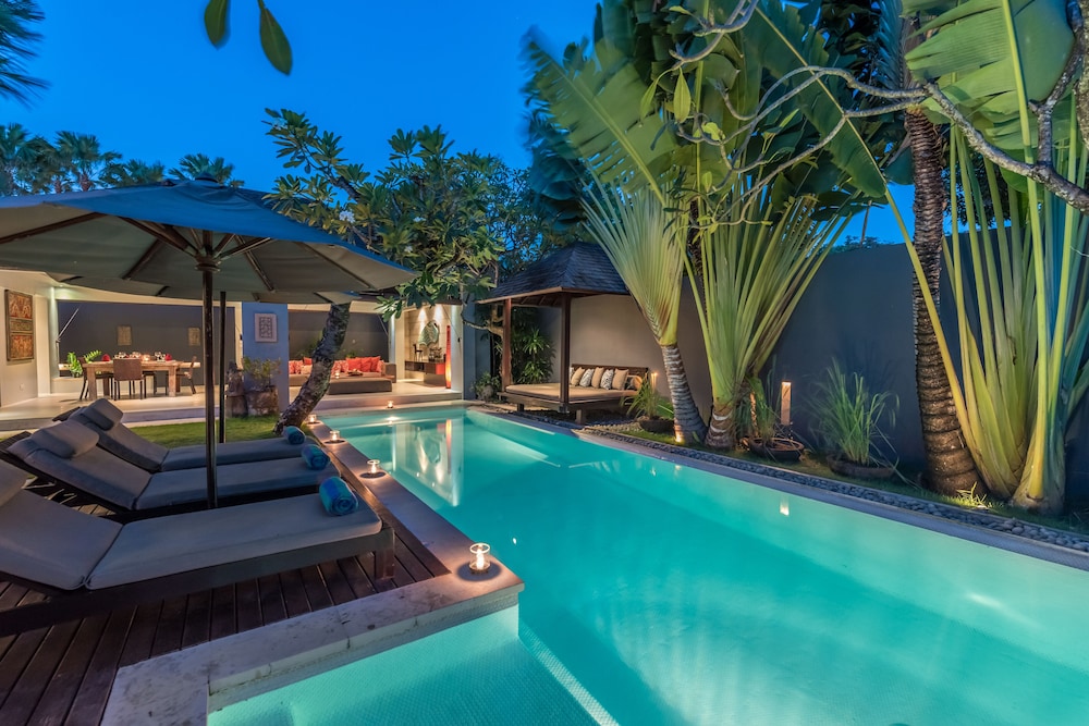 KEMBALI VILLAS 39/50