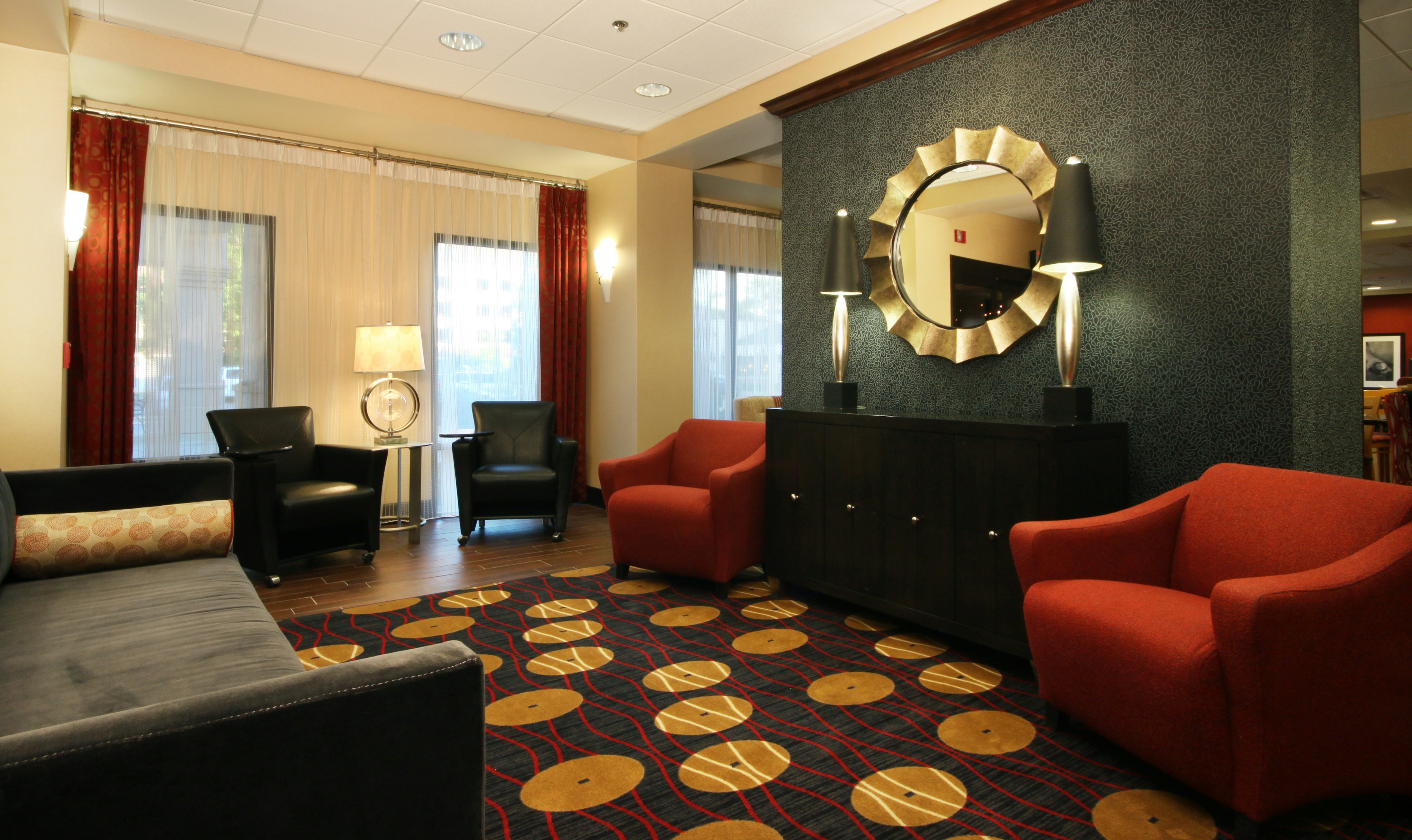 Hampton Inn Champaign/Urbana 38/63
