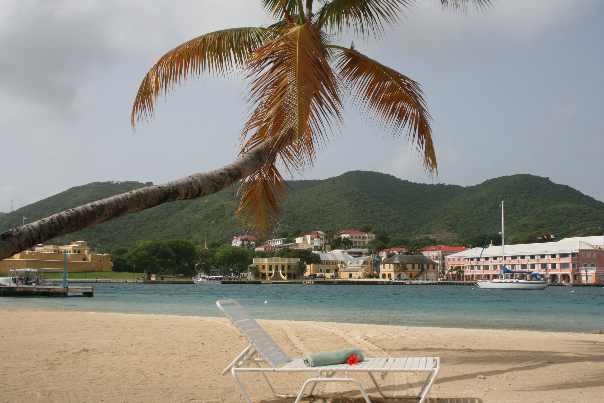 Hotel On The Cay 5/11