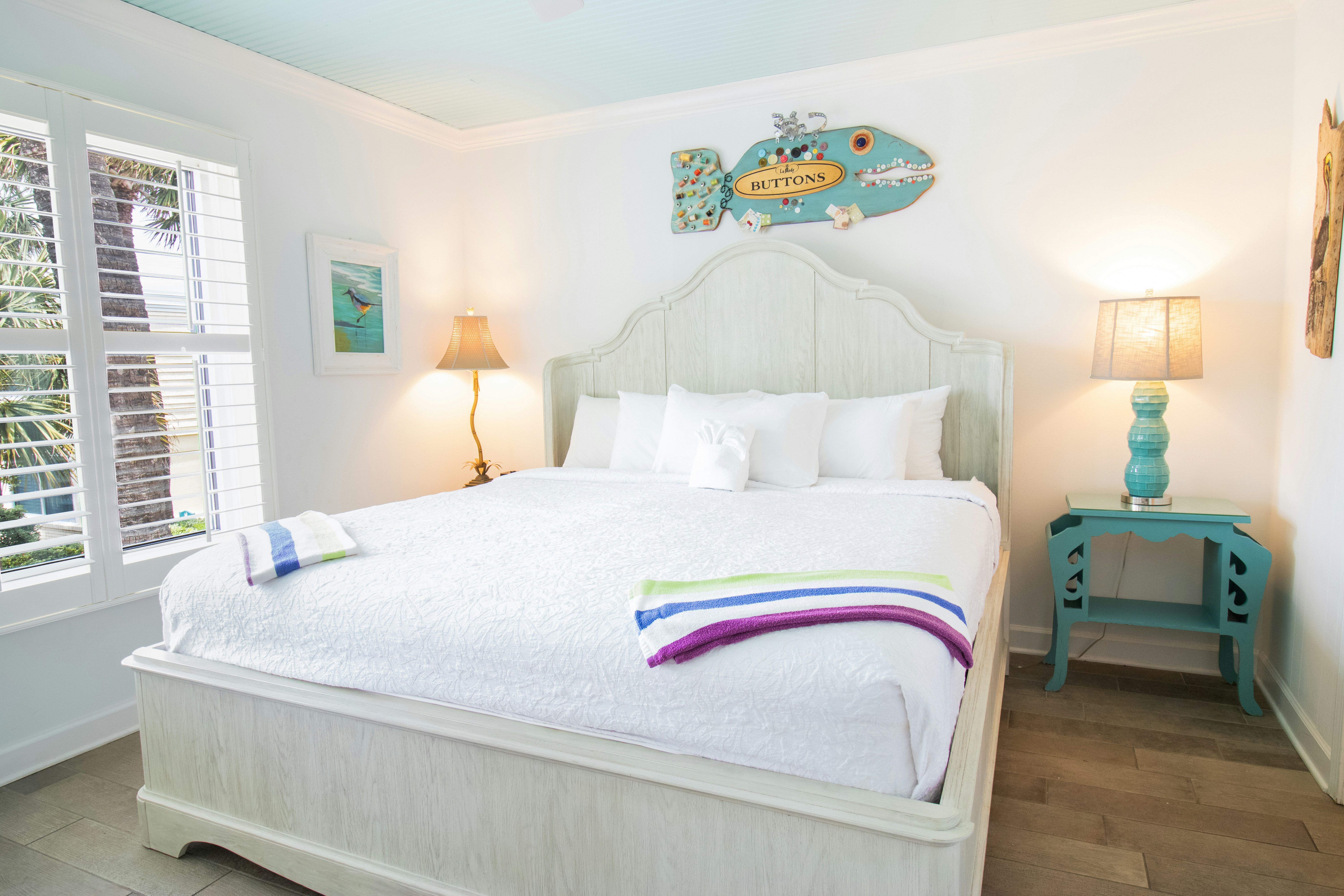 The Oceanfront Litchfield Inn 23/75