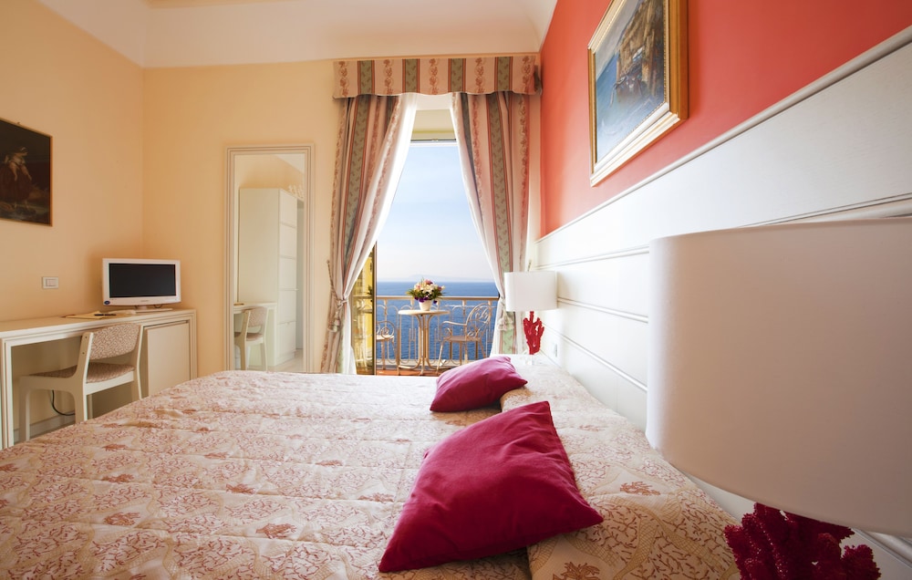 Hotel Corallo Sorrento 35/80