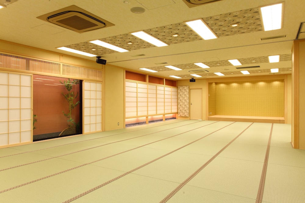 Matsui Honkan Ryokan 66/67