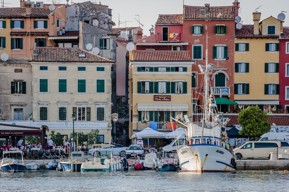 Residence Porta Antica 42/50