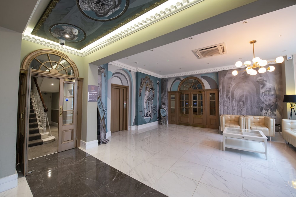 Gainsborough Hotel 12/66