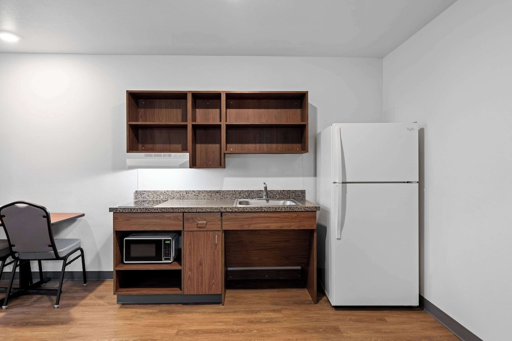 WoodSpring Suites Hobbs 10/36