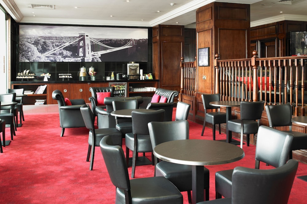 Delta Hotels by Marriott Bristol City Centre 18/29