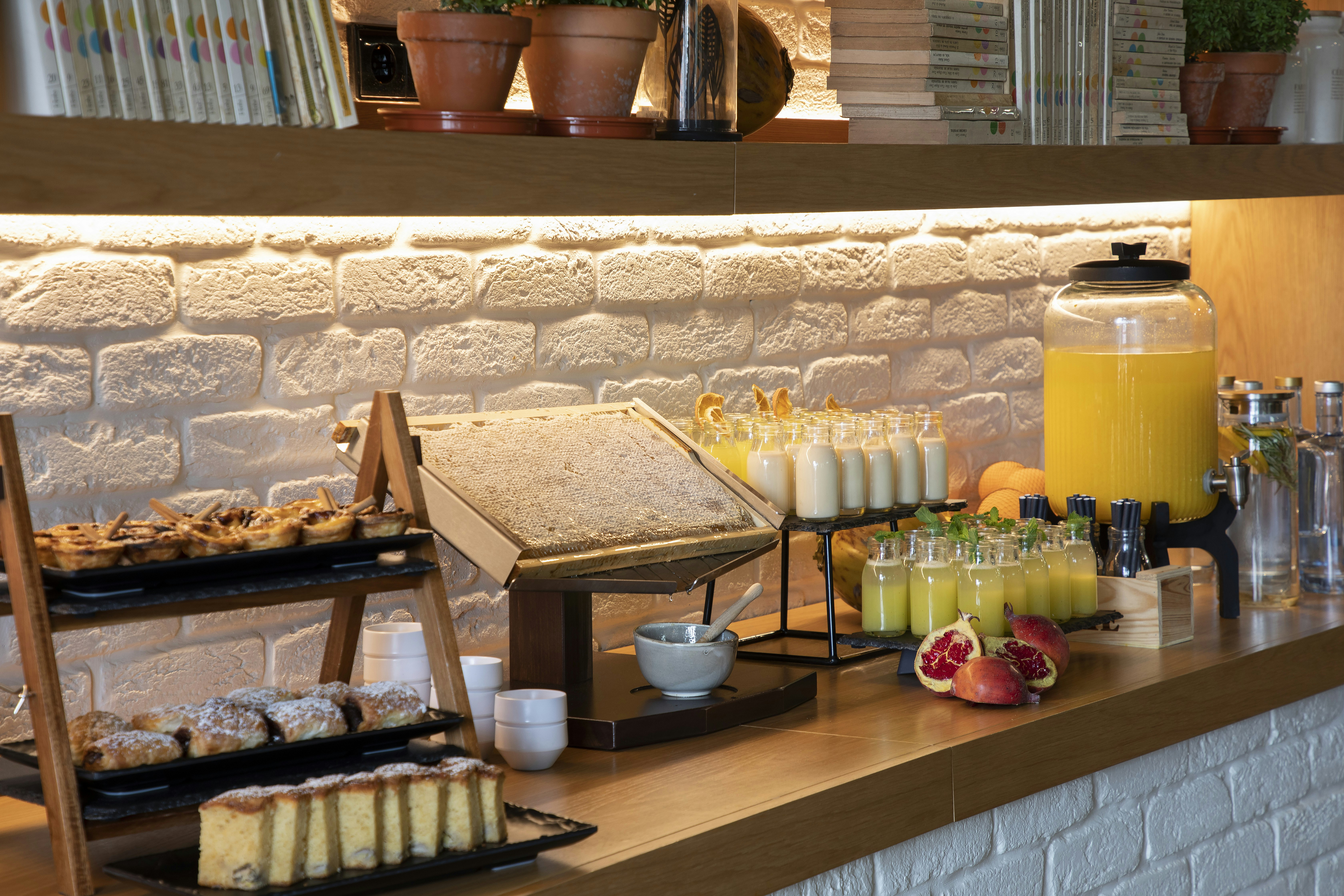 Se Catedral Hotel Porto, Tapestry Collection by Hilton، بورتو 20/35