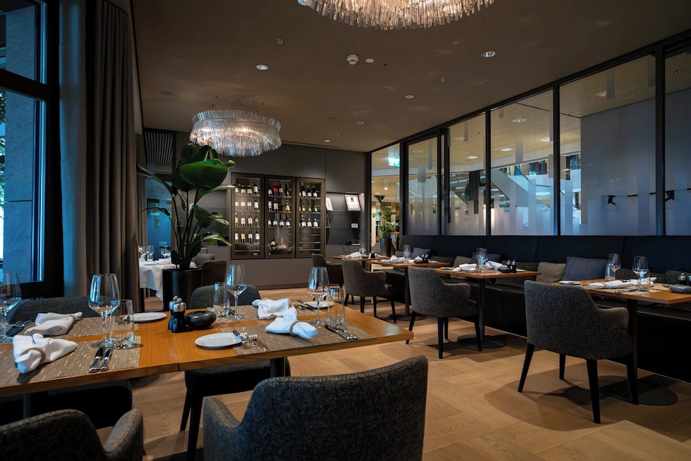 Hotel Seepark Thun 38/50