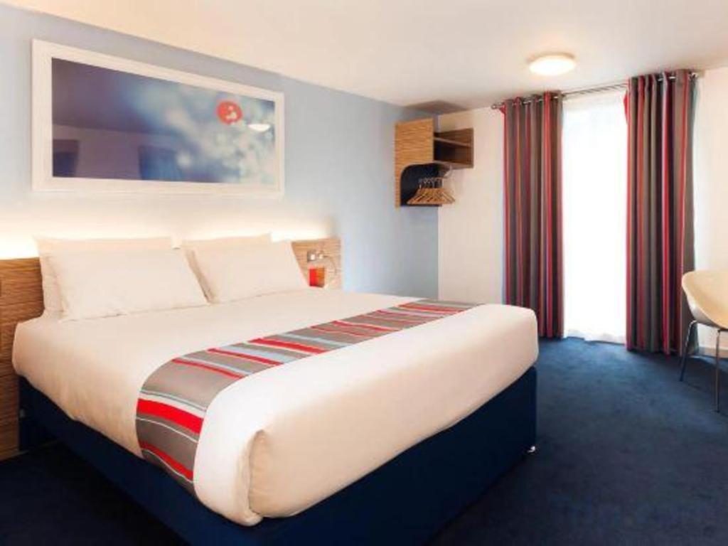 Travelodge Dundee Strathmore Avenue 5/16