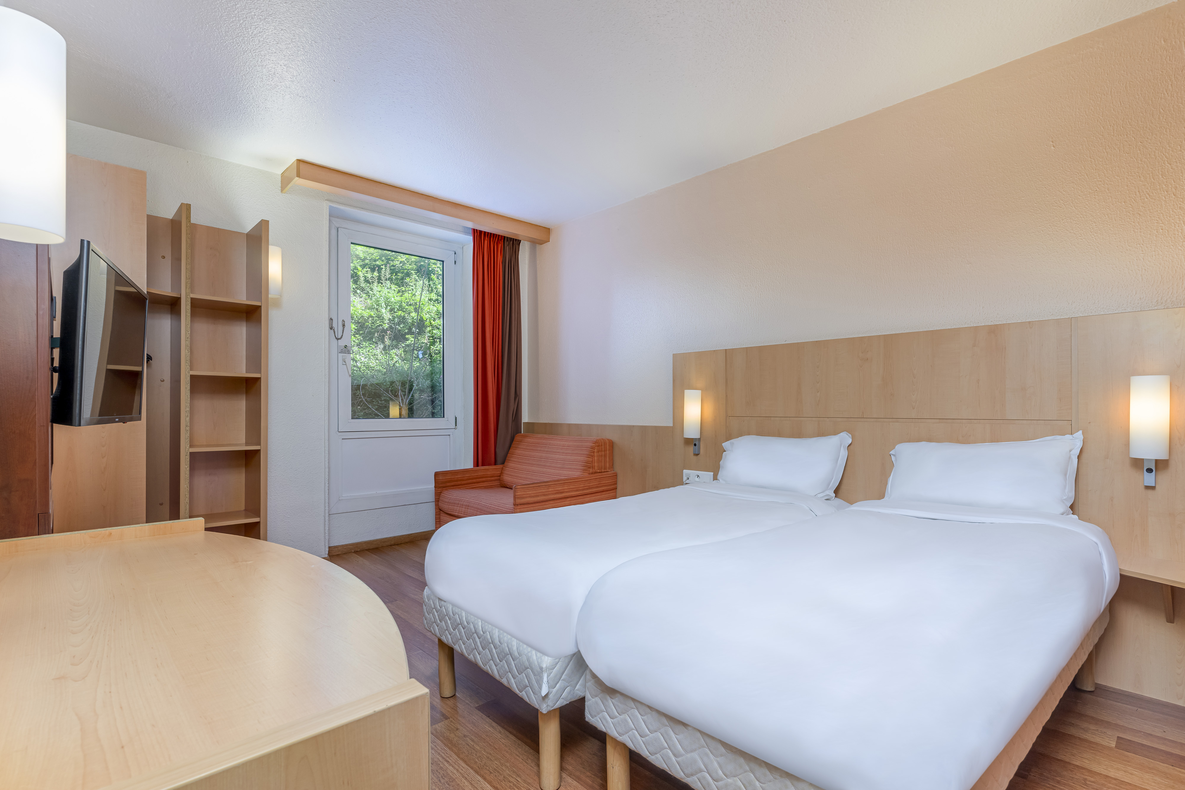 STANDARD, TWIN BEDS
