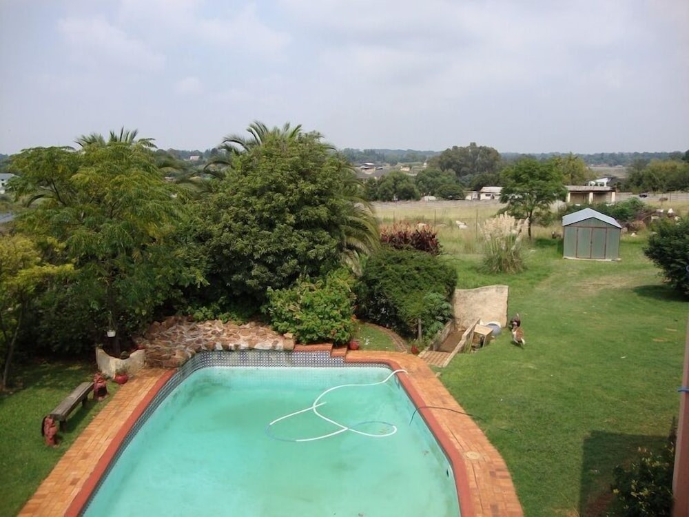 Gateway Guest House 9/27