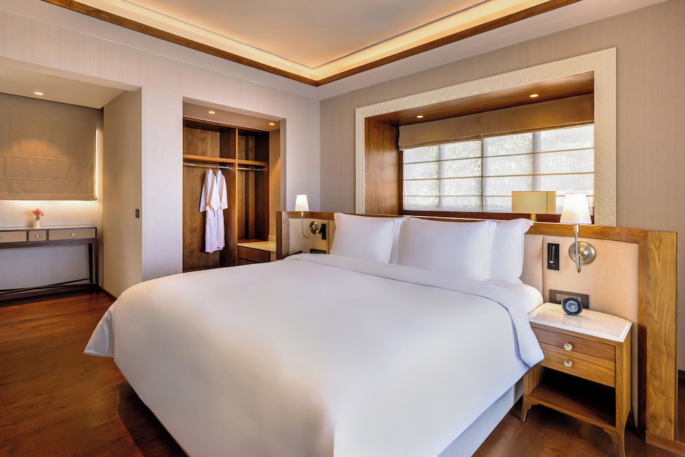 Dusit Thani Himalayan Resort 21/61