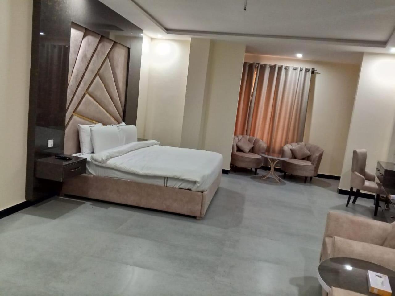 Legend Hotel Kalam 26/44