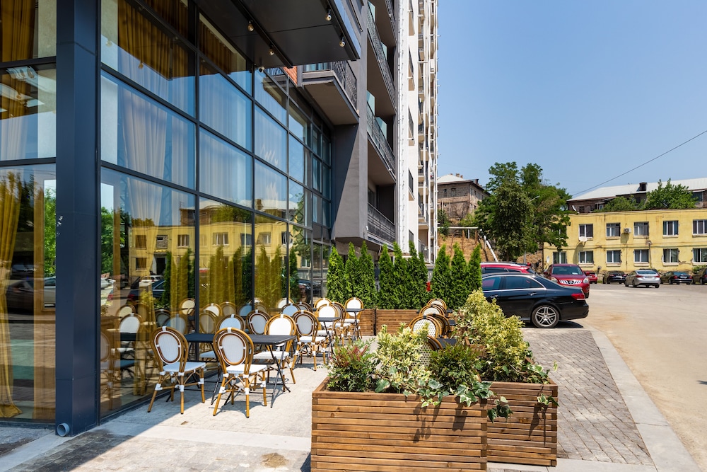 Biography Tbilisi 53/65