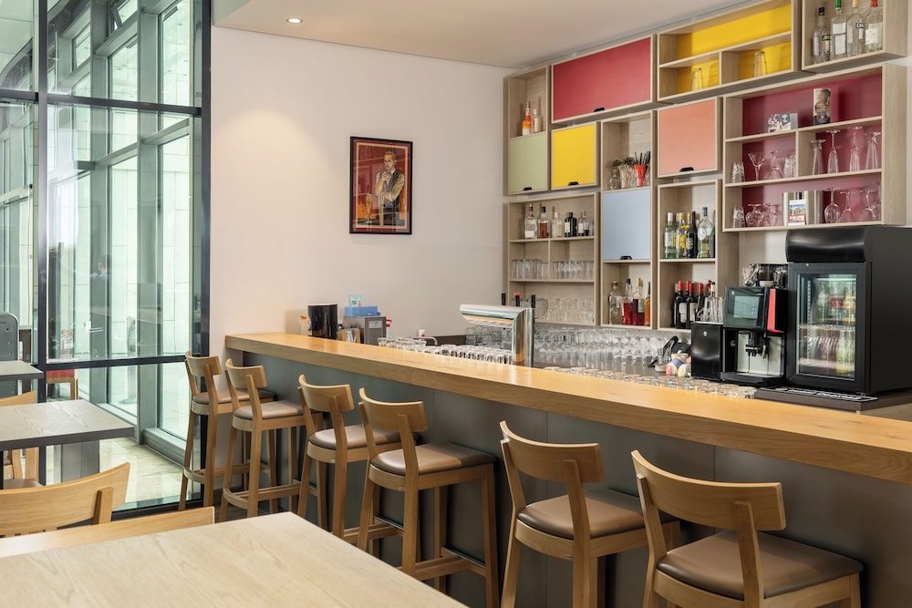 Intercityhotel Dresden 38/59