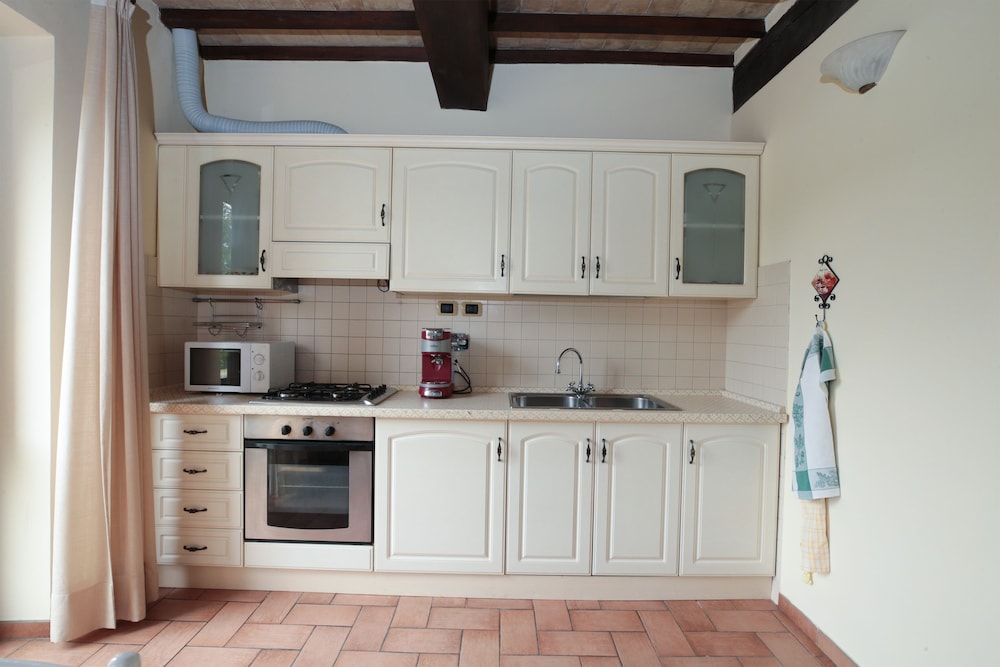 Il Castellaro Country House 51/71