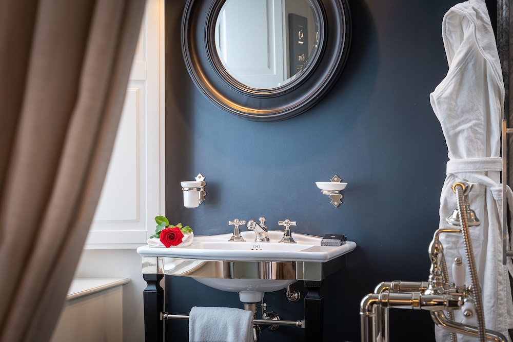 Corte Calzaiuoli Elegant Suites 50/50