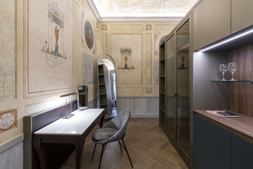 Radisson Collection Hotel, Palazzo Nani Venice 34/77