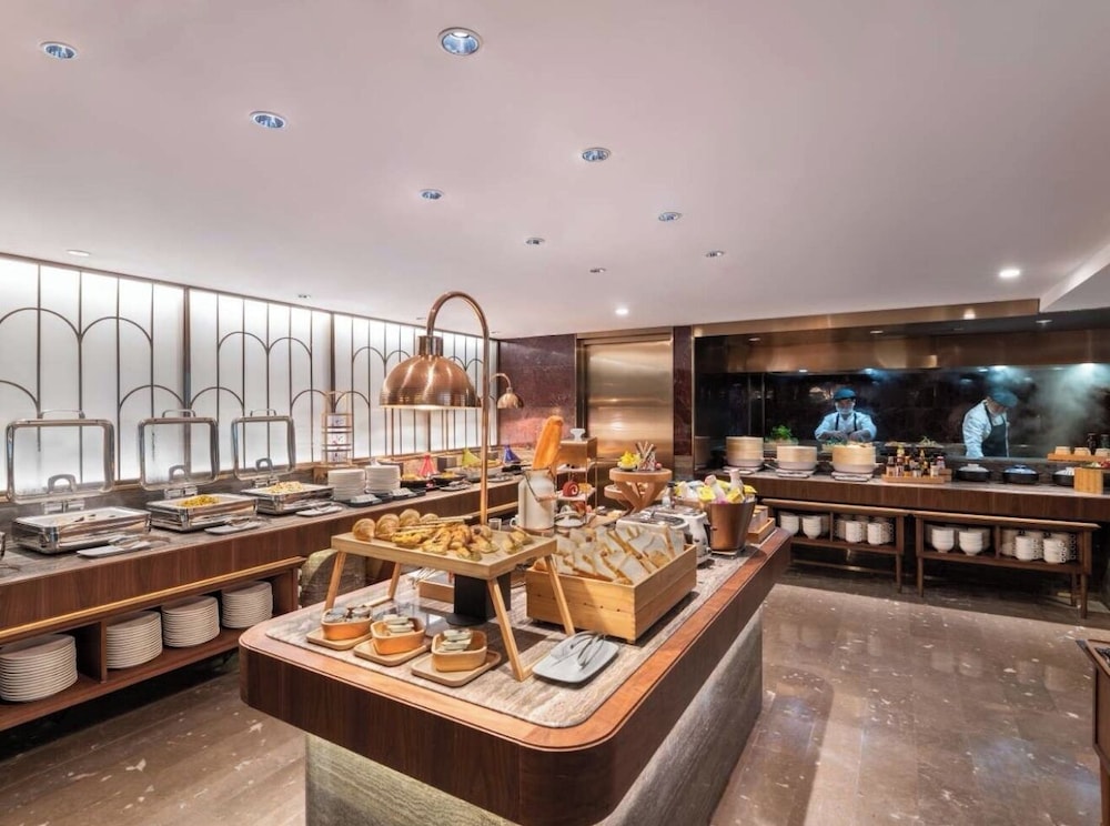 Mercure Hangzhou Qingchun 14/20