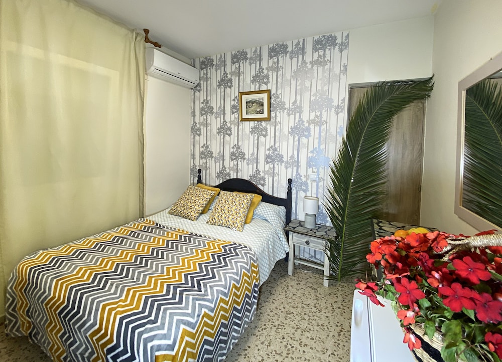 Hostal Azahara 18/70