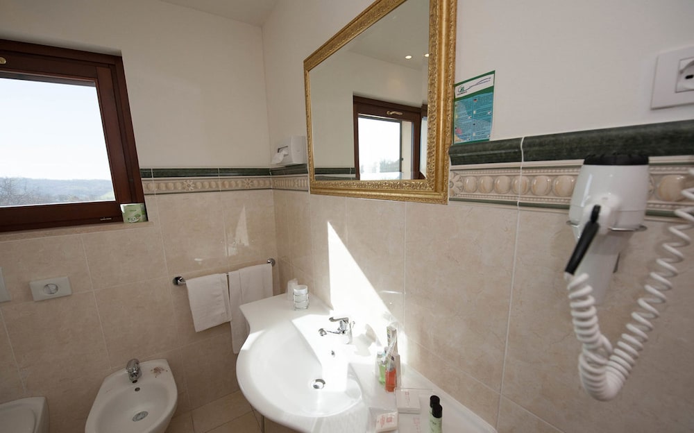 Saturnia Tuscany Hotel 30/70