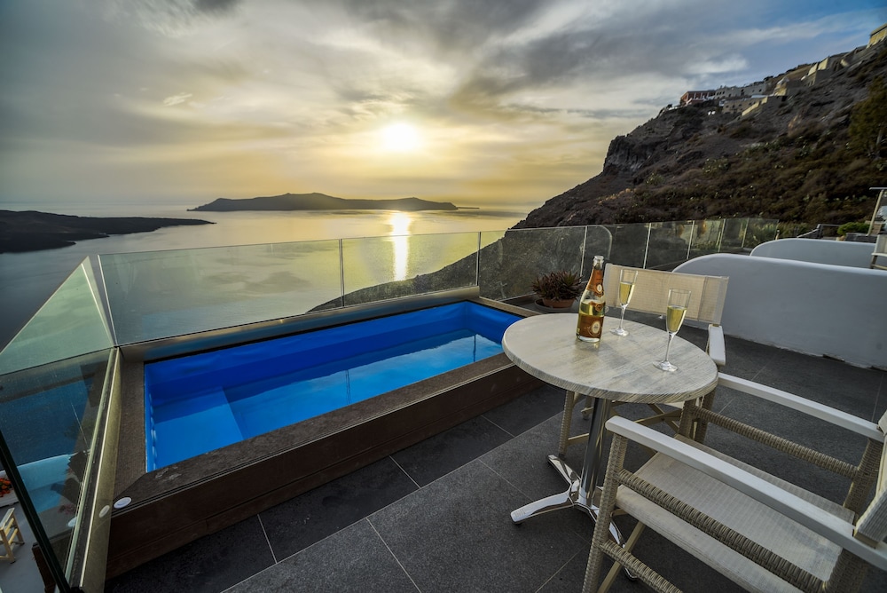 Kratiras View Luxury Suites 28/50