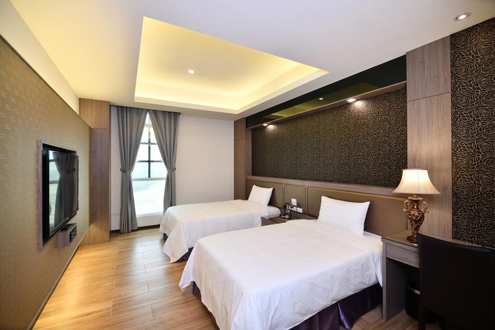 ROOM, TWIN BEDS
