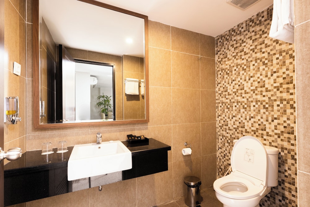 Grand Deluxe Room