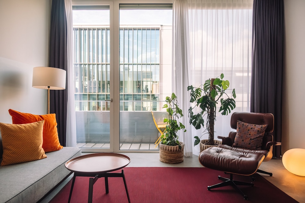 Nomad Design Lifestyle Hotel 54/73
