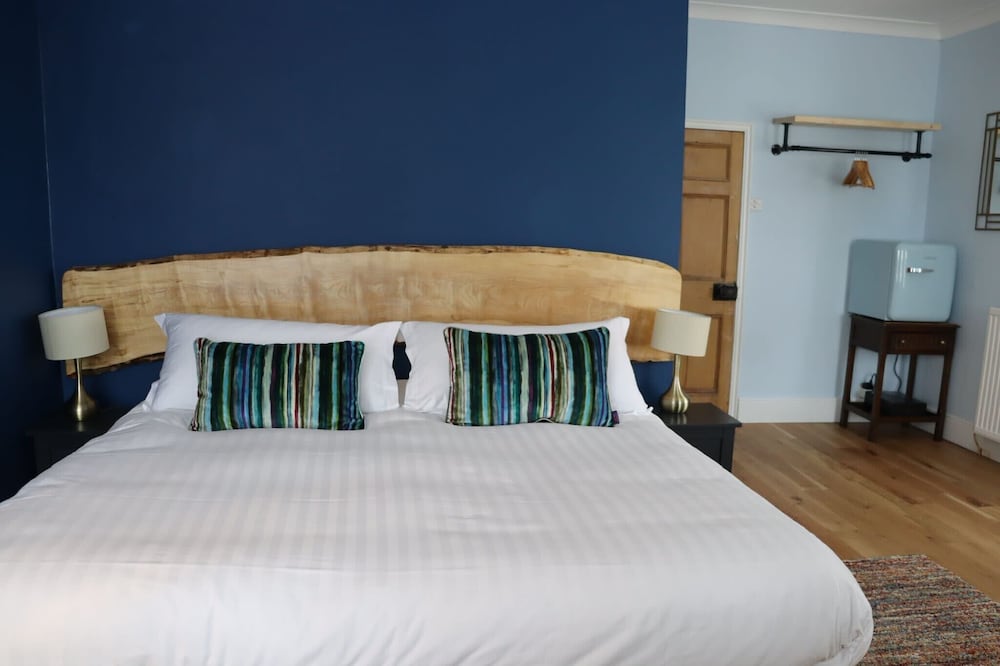 Arosfa Harbourside Guest House 18/50